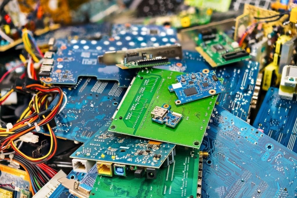 Electronic Scrap Buyer in Qatar